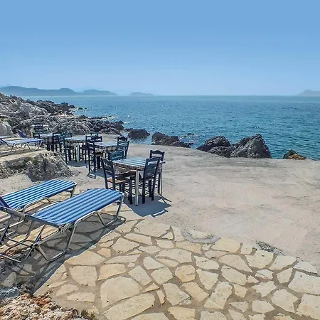 Anemus Villa *